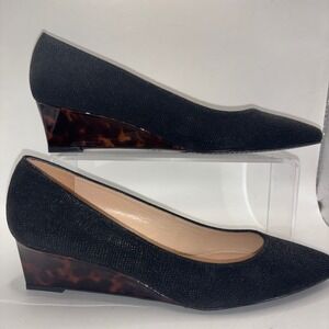 Stuart Weitzman Black Goosebump Leather Pointed Wedge Pumps Tortoise Heel 7.5 M